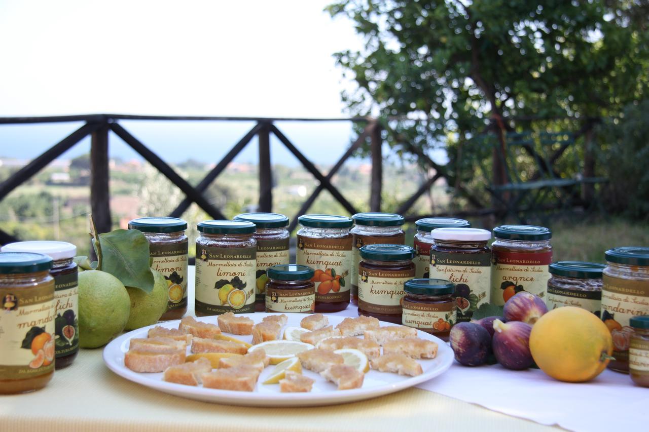 Agriturismo San Leonardello 外观 照片